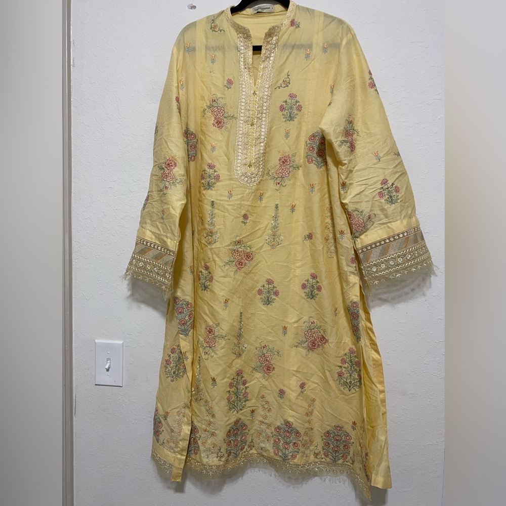 Zara Shajahan Yellow Embroidered Kurta Set